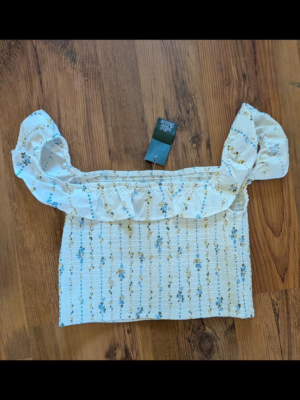 BNWT wild fable Cream Floral Smocked Ruffle Crop Top